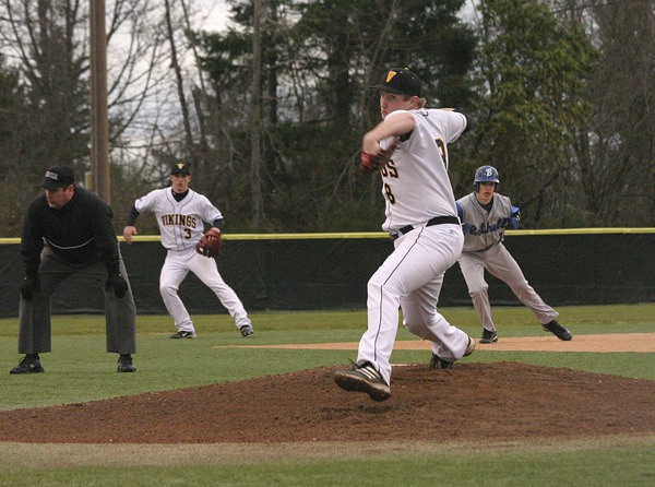 Inglemoor ace Dustin Doucette dominated the Redmond Mustangs