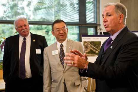 University of Washington President Michael Young meets with Eastside civic and business leaders during his first tour of the UW-Bothell campus July 18. From left: U.S. Marshal Mark Ericks