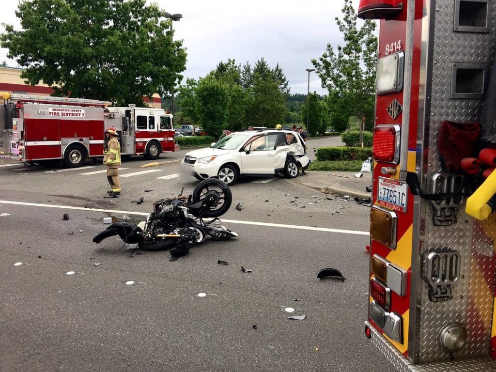 bothell news car accident