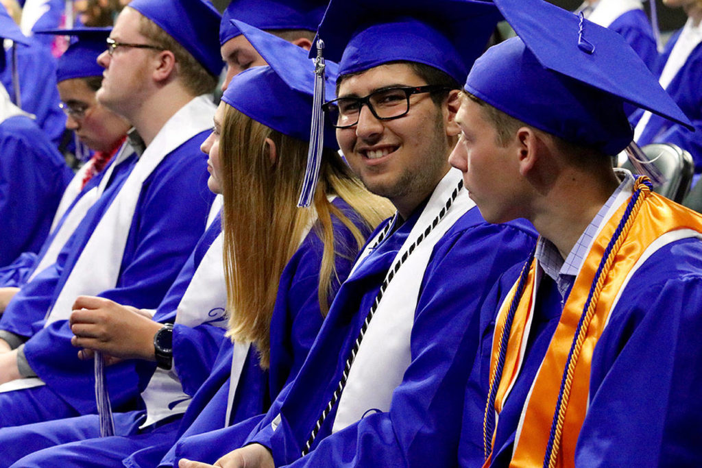 529 students graduate from Bothell High School BothellKenmore Reporter