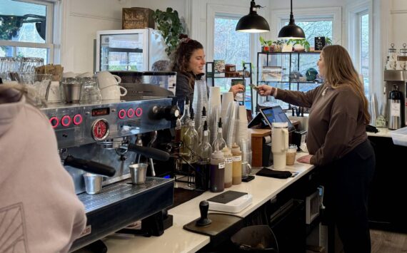 Employees work at Fall City’s Aroma Coffee Co. on Jan. 14, 2025. (Grace Gorenflo/Valley Record)